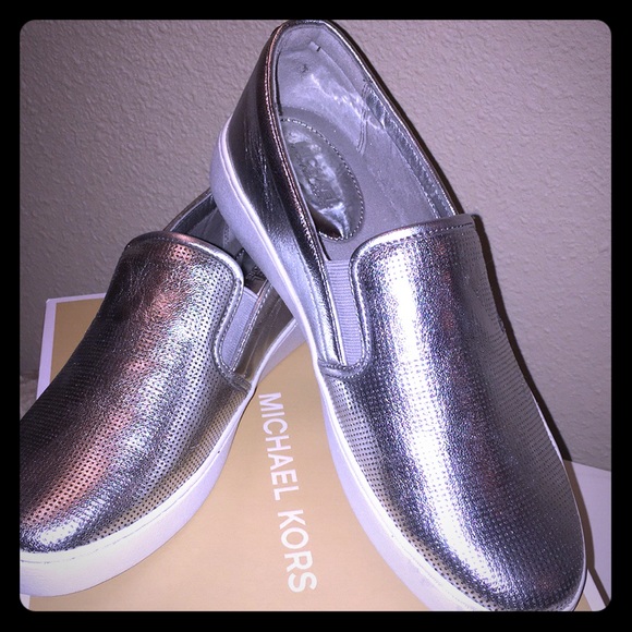 💥Last pair💥Michael Kors Keaton Slip On’s. - Picture 3 of 6